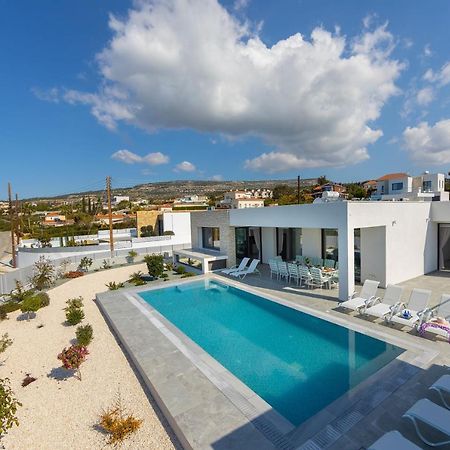 Villa Pleiades Paphos Exterior photo