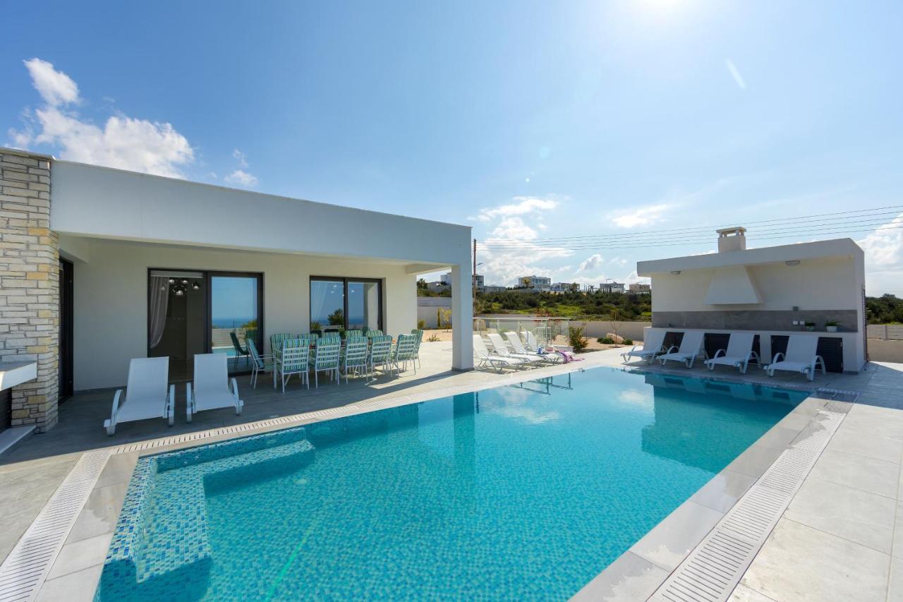 Villa Pleiades Paphos Exterior photo
