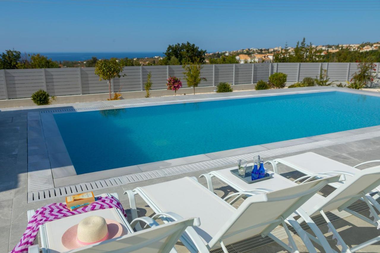 Villa Pleiades Paphos Exterior photo