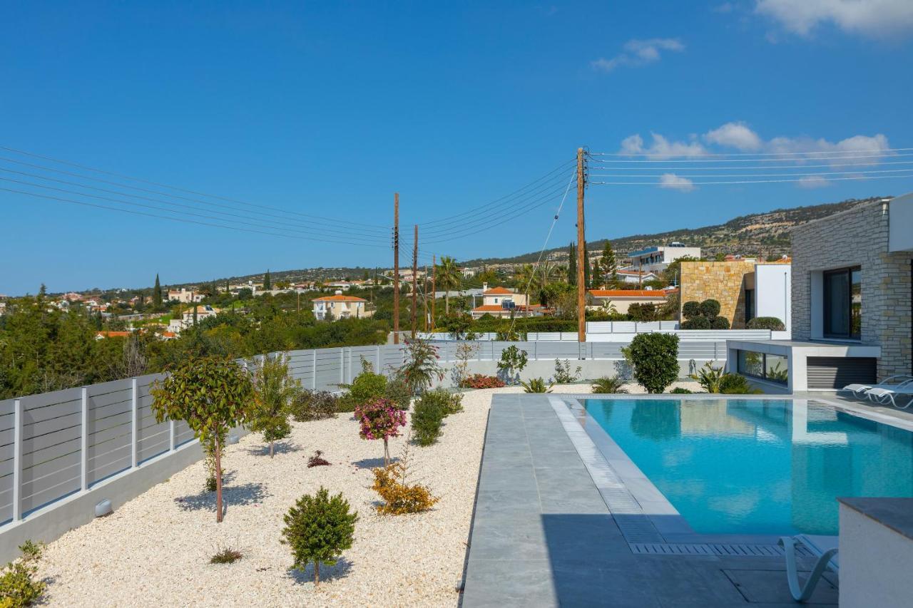 Villa Pleiades Paphos Exterior photo