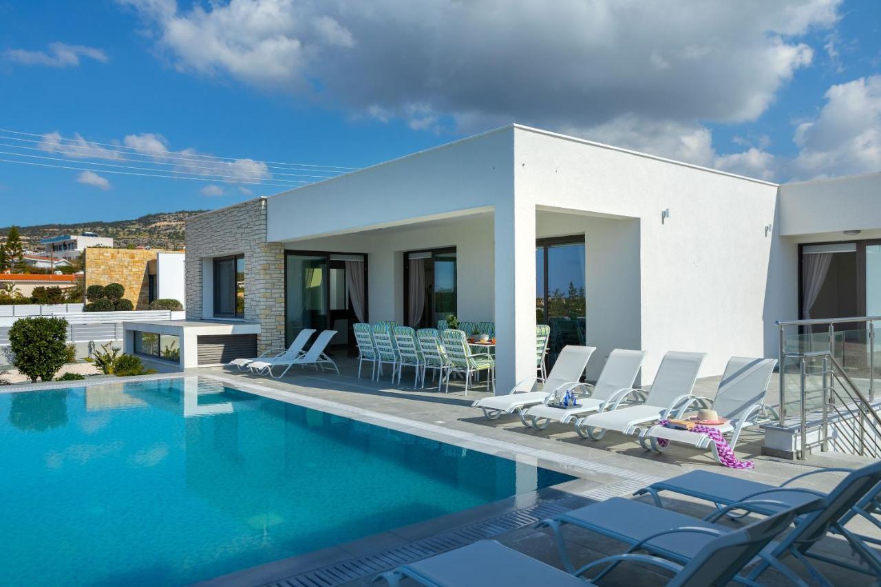 Villa Pleiades Paphos Exterior photo