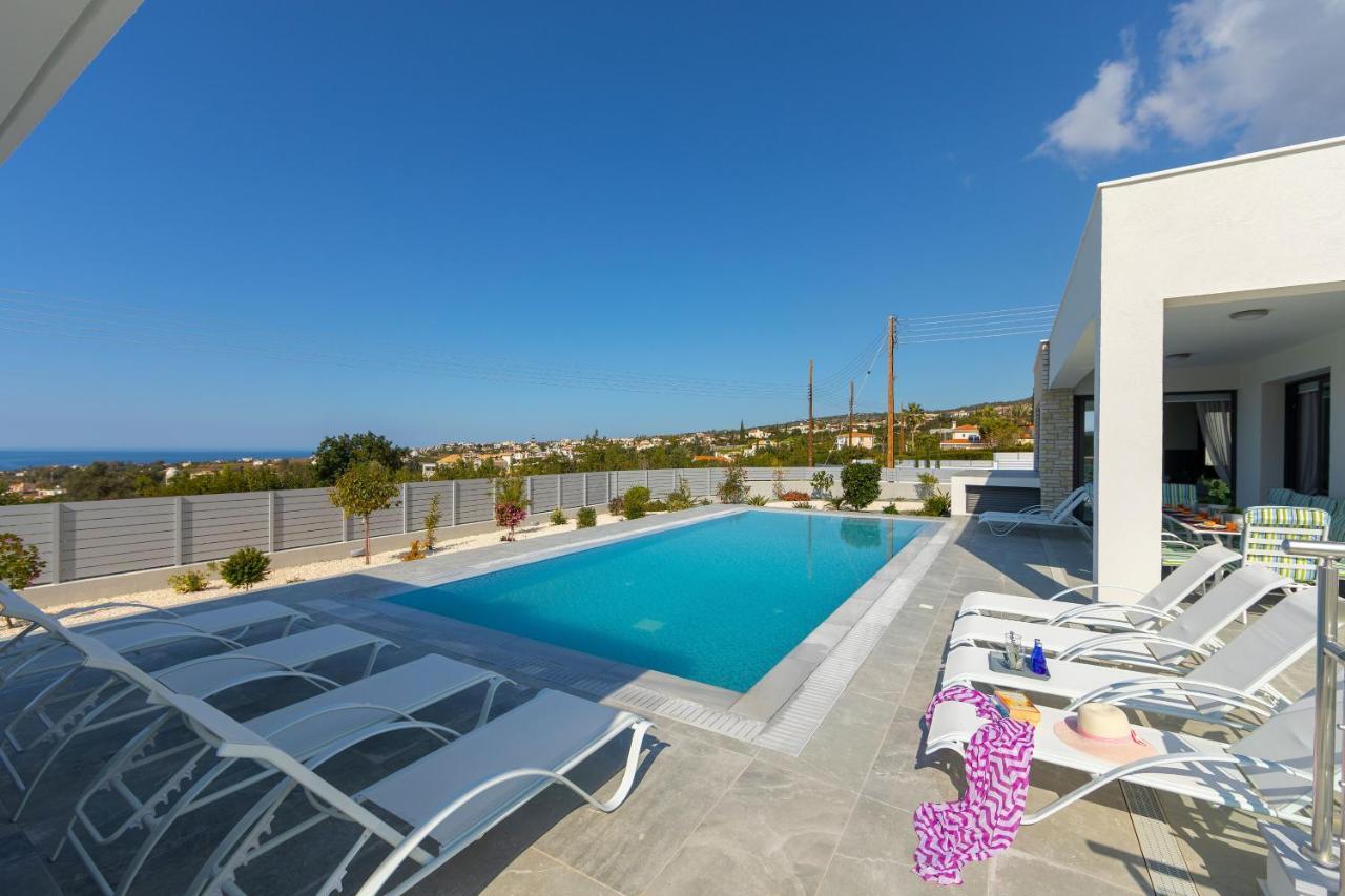 Villa Pleiades Paphos Exterior photo