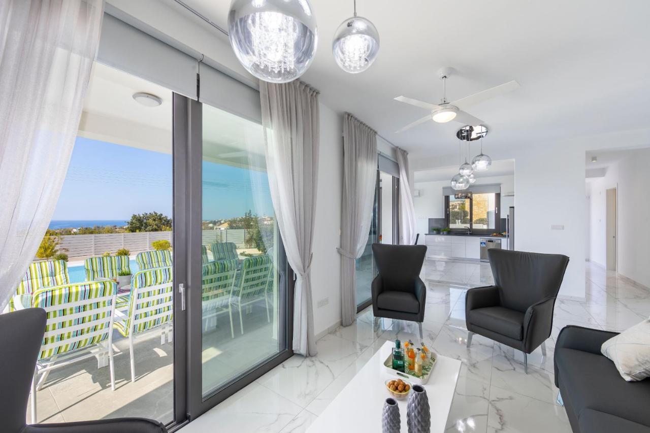 Villa Pleiades Paphos Exterior photo