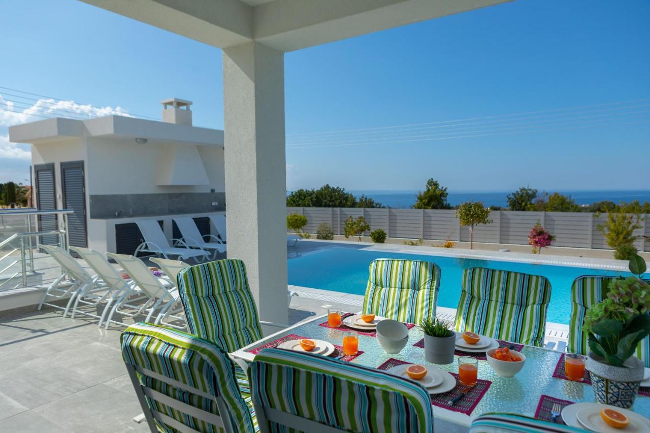 Villa Pleiades Paphos Exterior photo