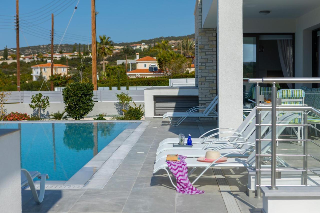 Villa Pleiades Paphos Exterior photo